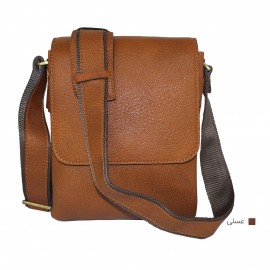 ارسال رایگان-کیف اسپورت چرم طبیعی دوشی عسلی مدل آدرین