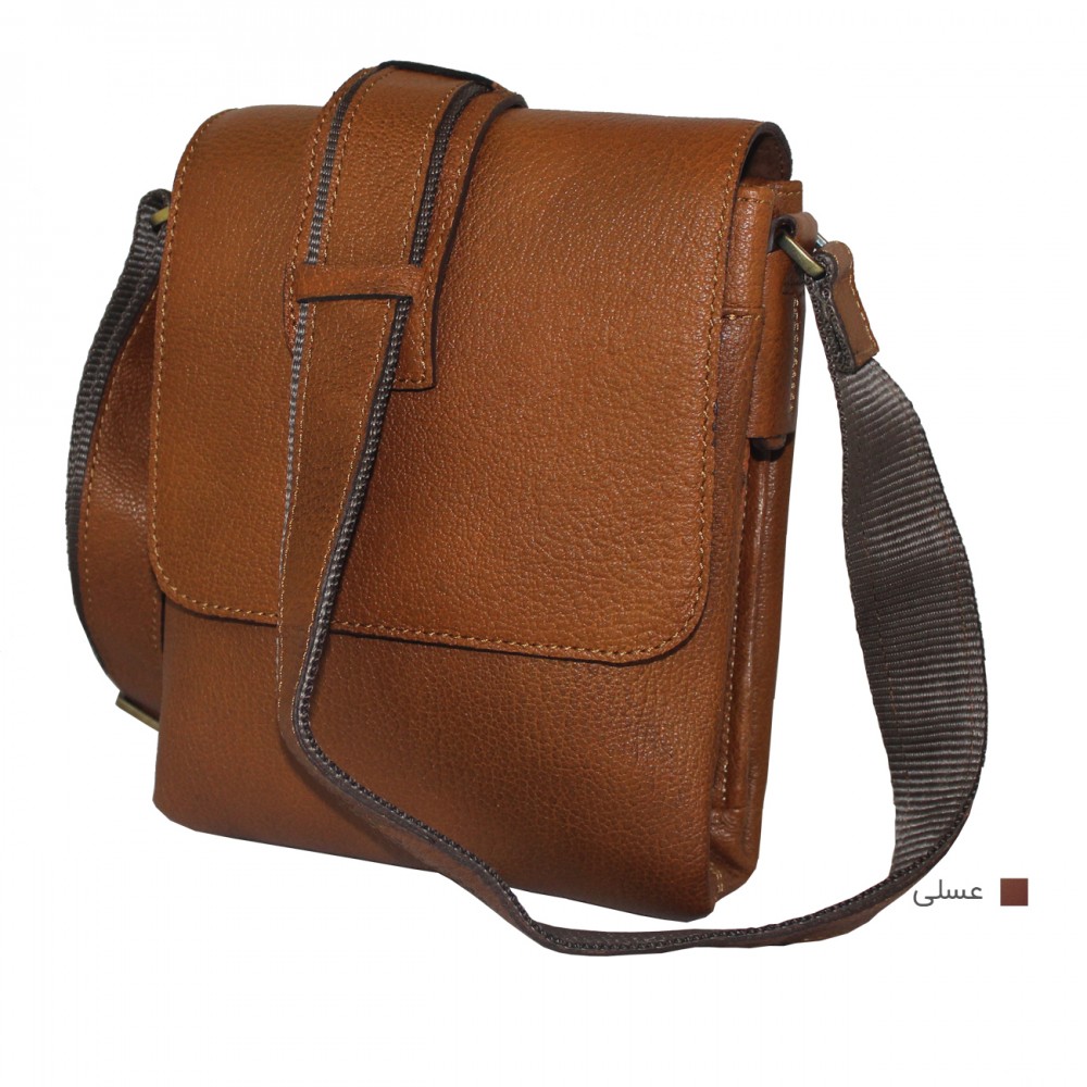 ارسال رایگان-کیف اسپورت چرم طبیعی دوشی عسلی مدل آدرین