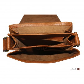 ارسال رایگان-کیف اسپورت چرم طبیعی دوشی عسلی مدل آدرین