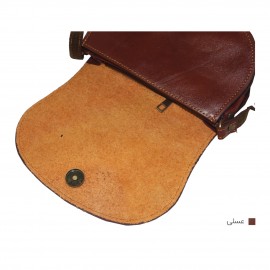 ارسال رایگان-کیف دوشی چرم طبیعی عسلی مدل ماندانا